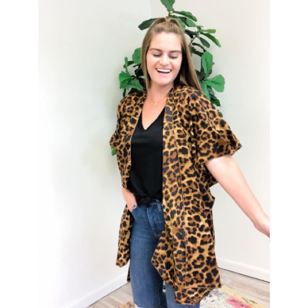 Leopard kimono